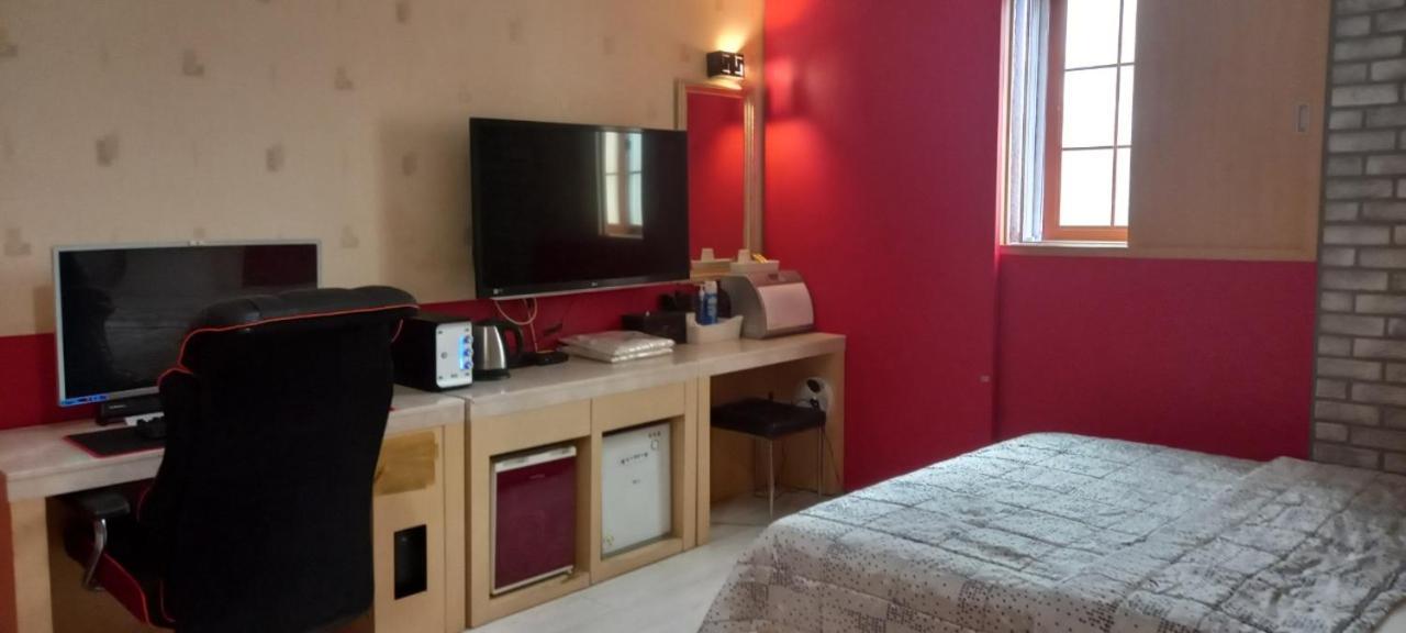 Design Motel T Ulsan Bagian luar foto