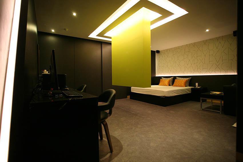 Design Motel T Ulsan Bagian luar foto