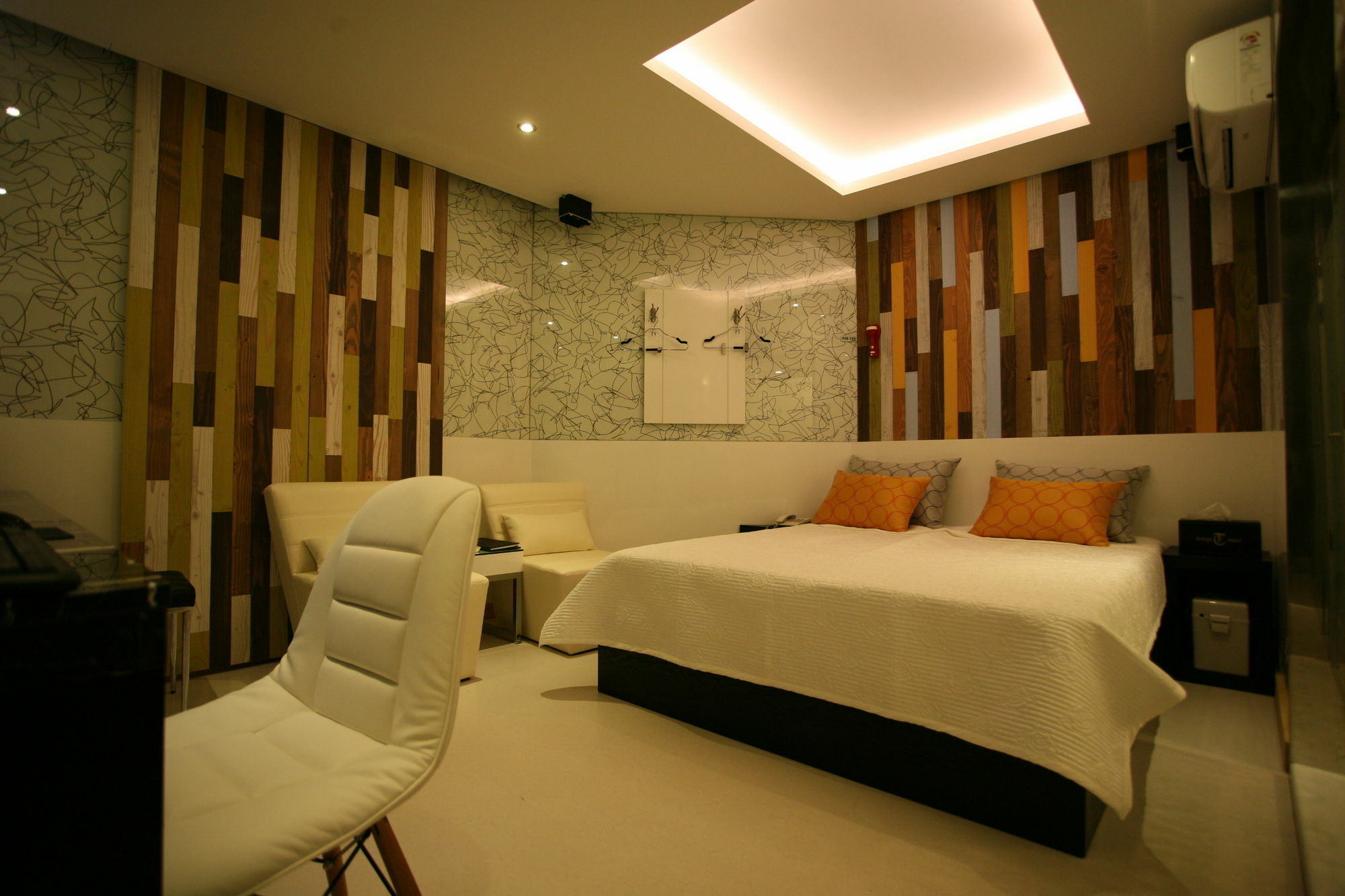 Design Motel T Ulsan Bagian luar foto